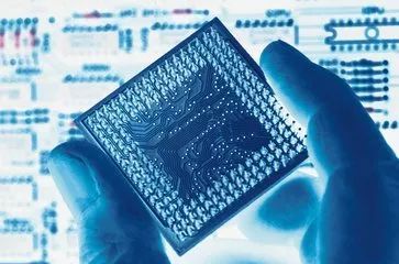 俄罗斯无高端芯片，如何锻造一流武器？——解析其军工体系的“另类”创新路径